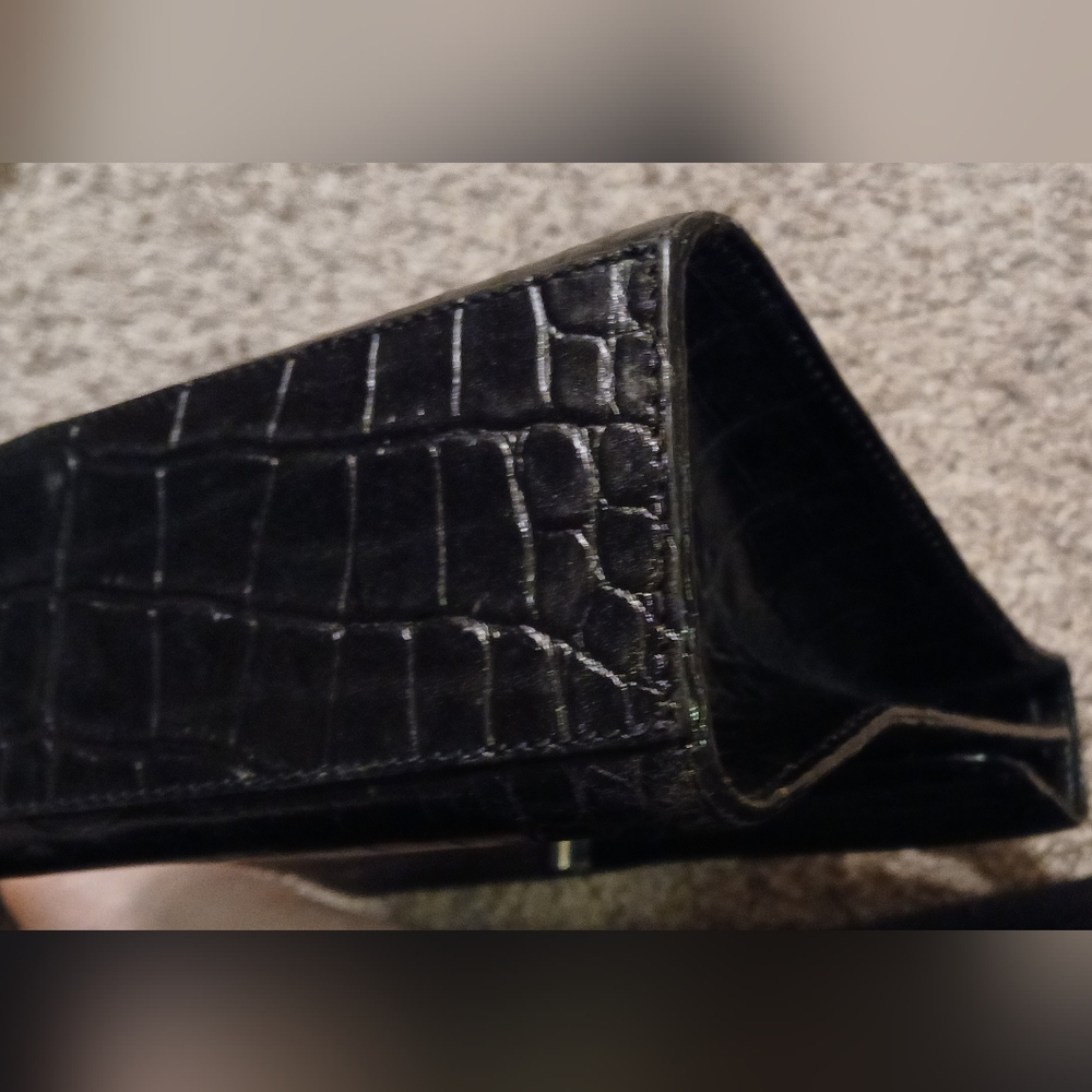 🖤 Vintage Valerie Stevens Croc Embossed “Kelly” Style Satchel 🖤 - Picture 5 of 15